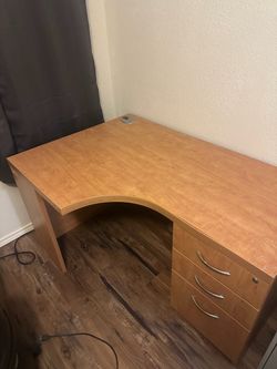 Wood Corner Desk with Drawers