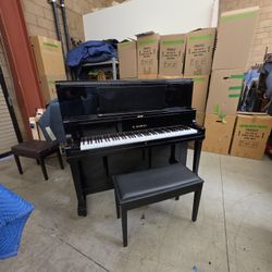 1966 Kawai Model No.K48,
Good Condition,
Free delivery & tuning INCLUDED!
(PRICE IS NEGOTIABLE)