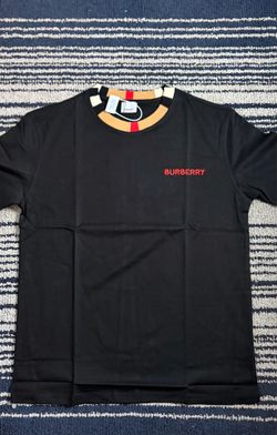 Burberry black tee S,M,L,XL