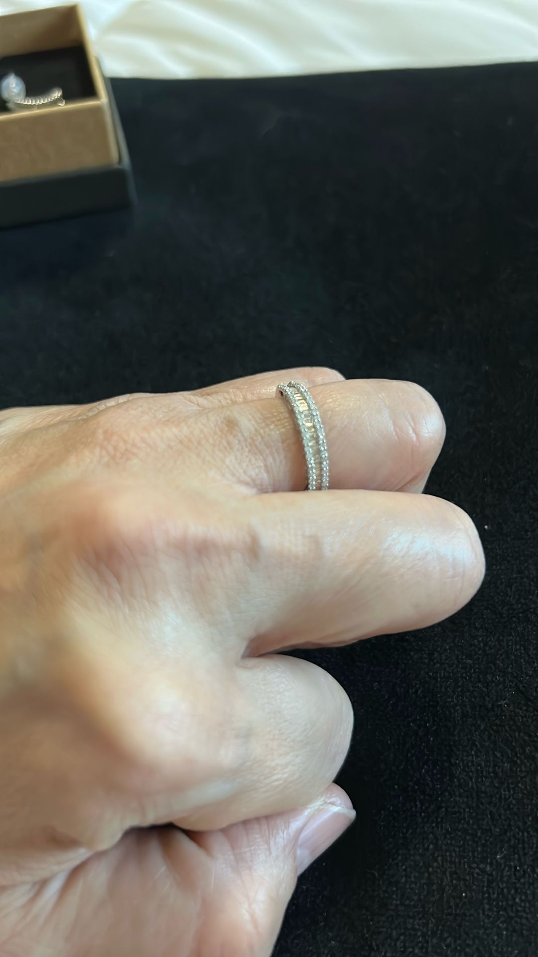 Half Eternity Ring And Half Loop Earrings 18k 5.5