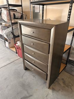 Tall dresser and wide dresser