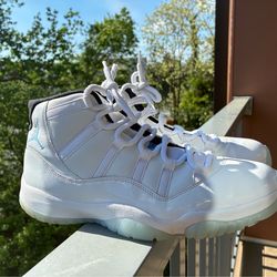 Legend Blue 11s Size 11