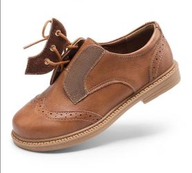 Size 8 brown shoes