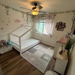 Montessori Bed Frame Twin Size Platform Bed with Headboard & Footboard