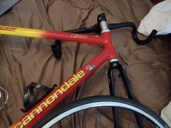 Cannondale CAD3 R800 road bike frameset  and some rims