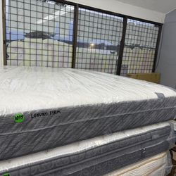 KING SIZE KLUFT AIRELOOM HYBRID MATTRESS & BOX SPRINGS BED SET