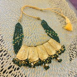 Traditional indian kundan necklace pure kundan