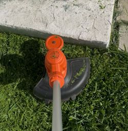 BLACK+DECKER Electric 2-in-1 String Trimmer & Mower