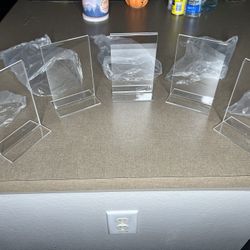 Clear 5pc Picture Stands