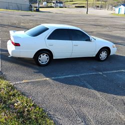 1999 Toyota Camry