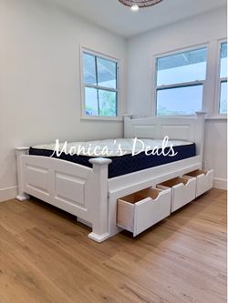 Full Solid Wood Bed With 3 Drawers And Mattress $640