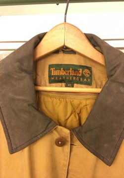Men’s New Timberland Weathergear size Extra Large...ZIP in liner snap pockets and sleeves two side hand pockets