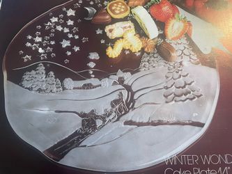 Vintage 14’ Studio Nova Winter Wonderland Embossed Crystal Cake Platter