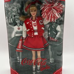 2001 Coca-Cola Cheerleader #28376