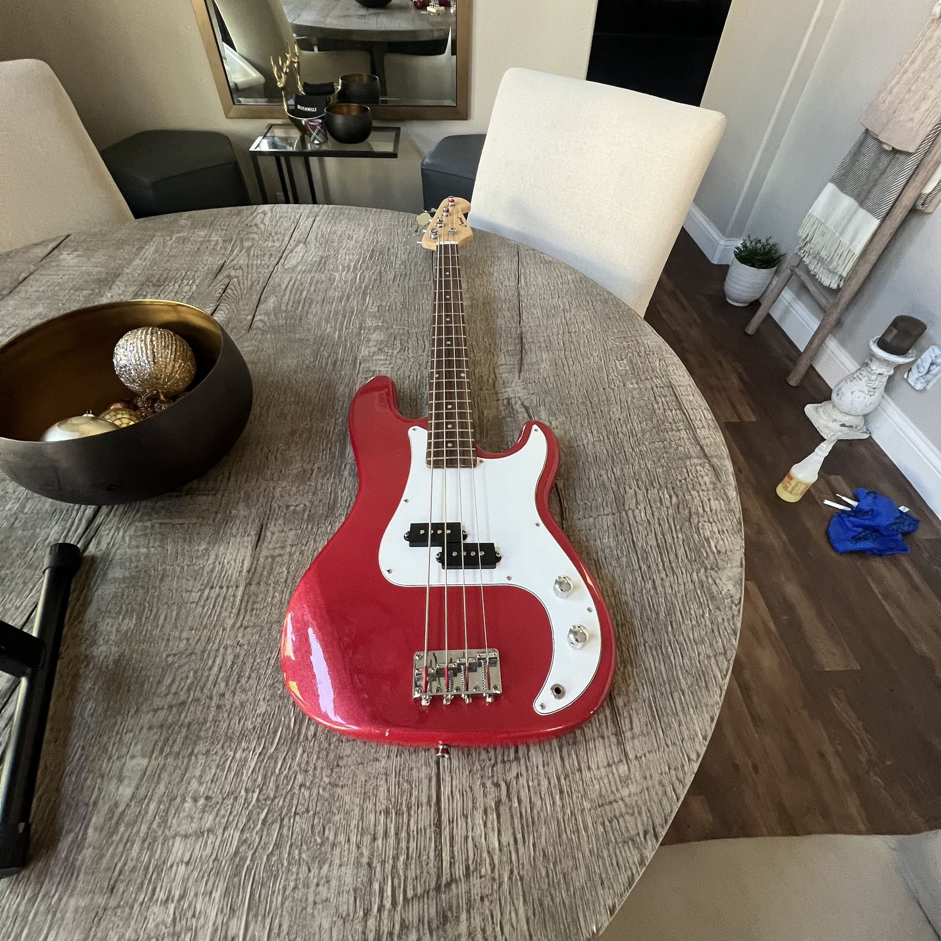 Bass Guitar 🎸 Crescent 4 Steel  - Red