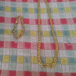 14kt gold plated chain with bracelet