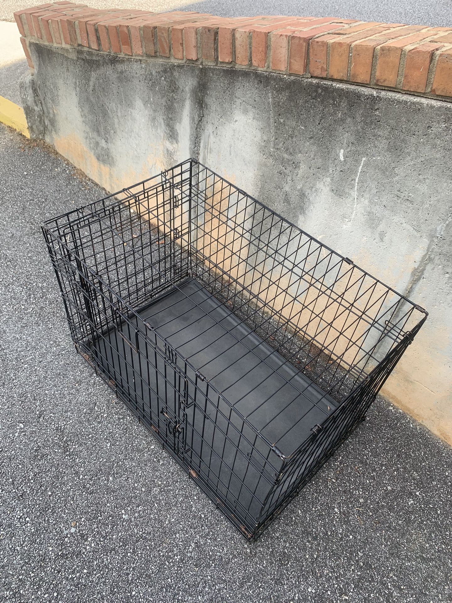 36’’ Folding Dog Kennel