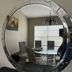 Round Mirror 