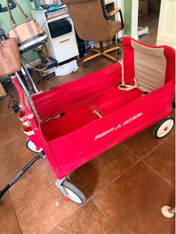 Radio Flyer Kids Wagon
