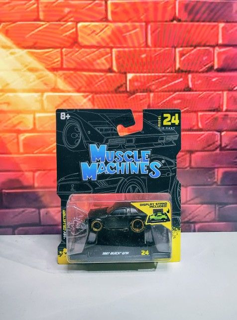 MUSCLE MACHINES 87 BUICK GNX BLACK 1:64 CHASE