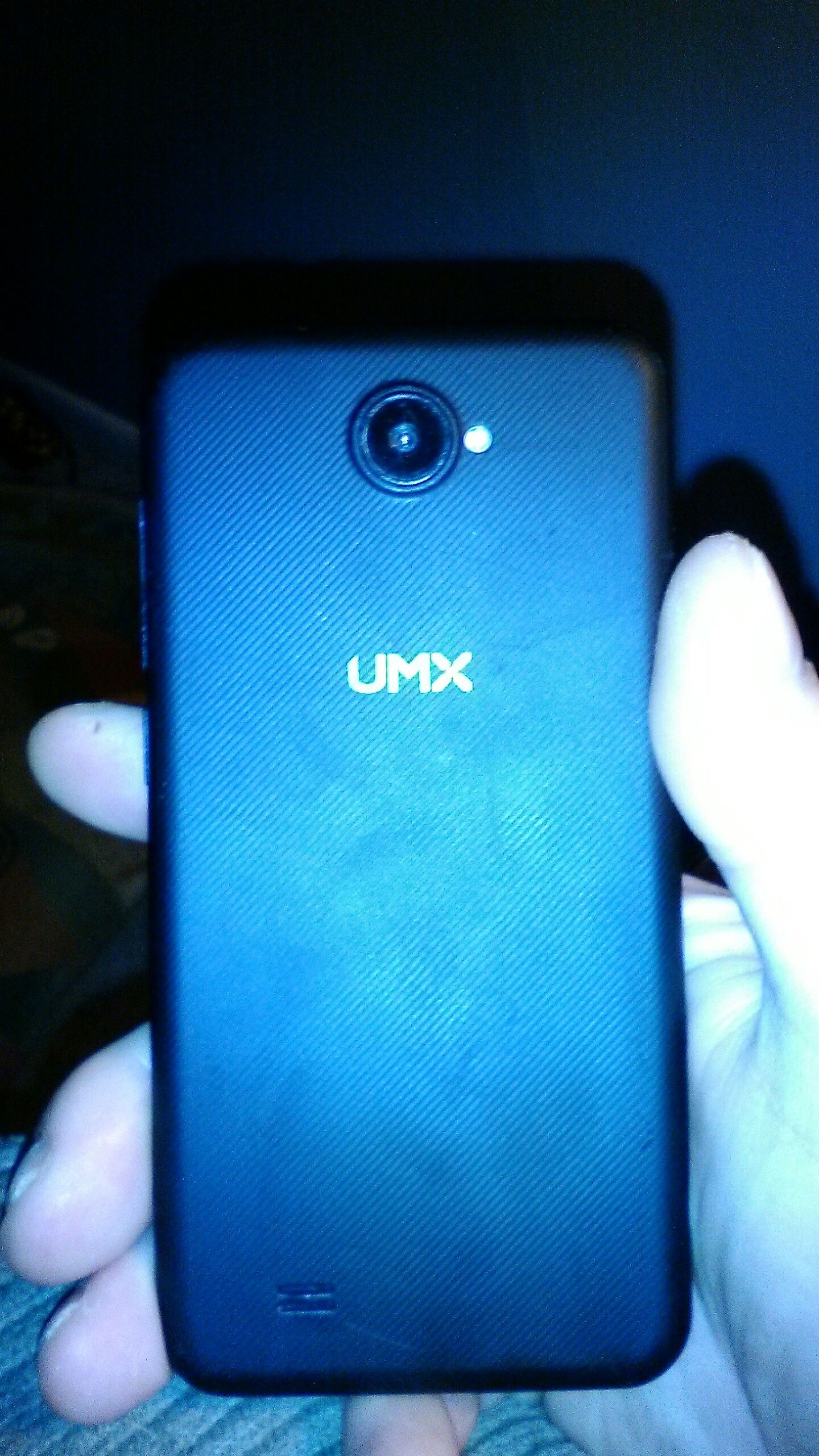 Android go edition UMX cellphone