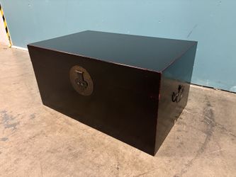 Vintage Black Laquered Chinoserie Nesting Trunks with Brass Hardware (Set of 3)