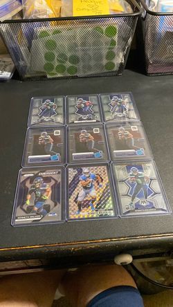 Kenneth Walker Footbal Card Lot