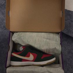 Nike SB Dunk Low Pro PRM
Seattle Supersonics 10.5M