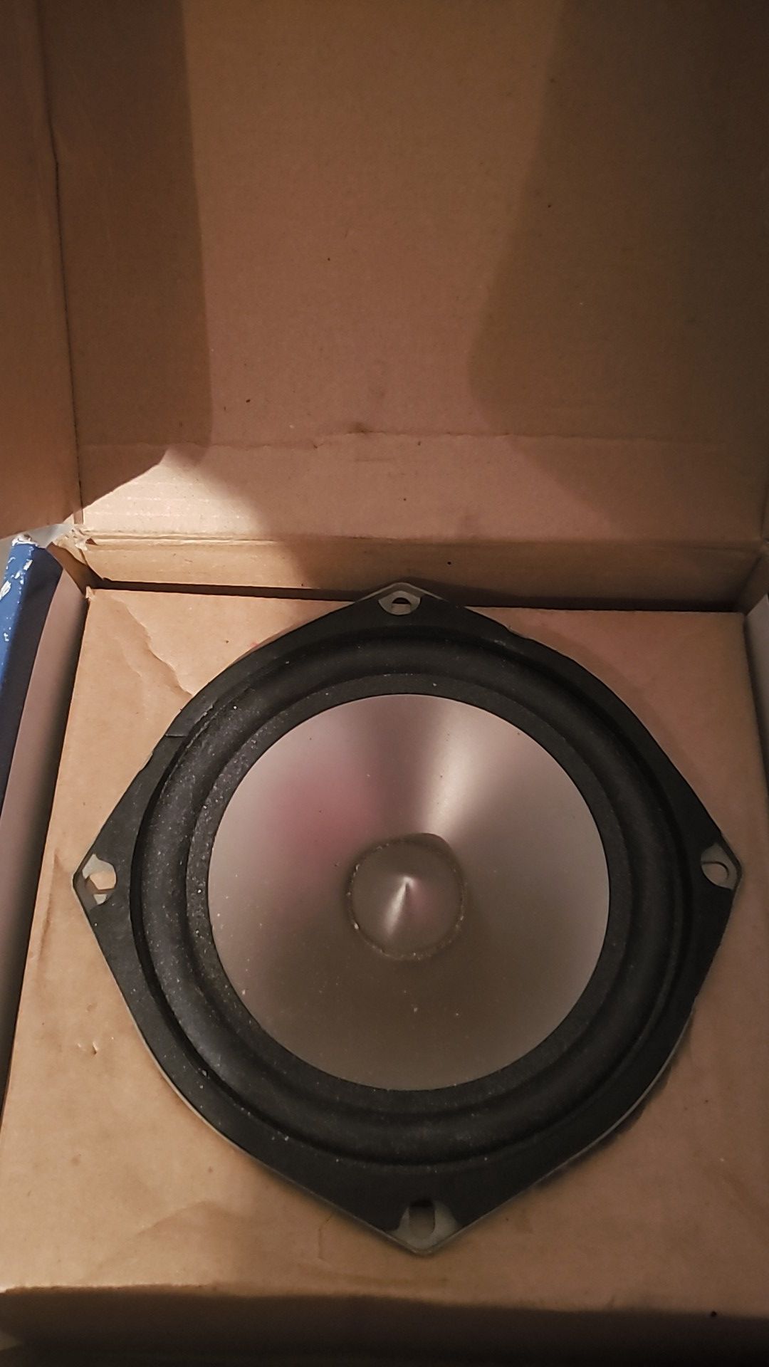 5 1/4 mid range speakers beefy magnets