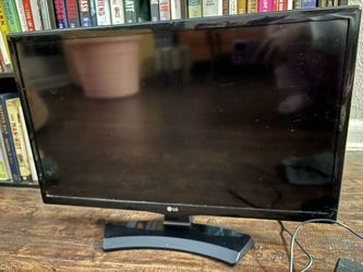 Small LG TV