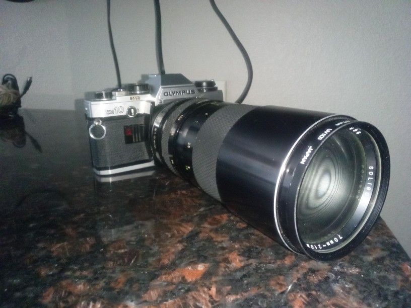 Olympus OM-10 Manual Camera With Lens