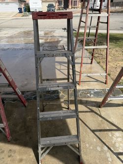 5 Foot Ladder