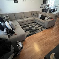 Ashley Furniture 3 Piece Sectional