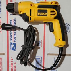 DEWALT 8 Amp Corded 3/8 in. Pistol Grip Drill