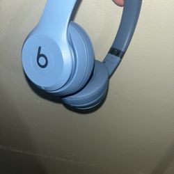 Beat solo 4 (light blue)