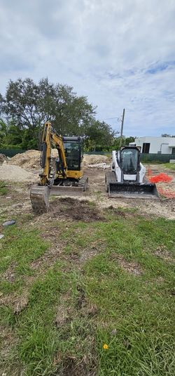 Bobcat Y Excavación