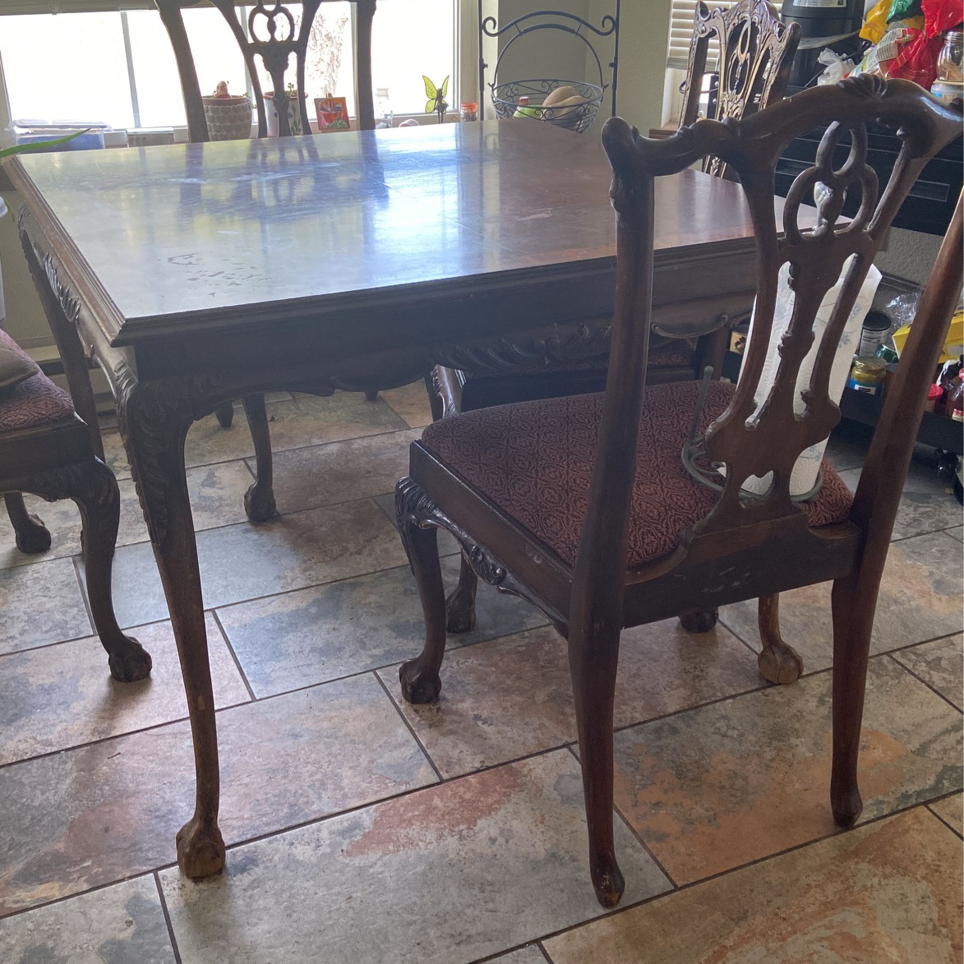 Antique  Lane Table  And 4 Chairs 