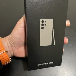 Samsung Galaxy S24 Ultra 256gb Unlocked For Any Carrier ( Liberado)