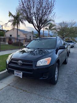 Toyota RAV4 2011