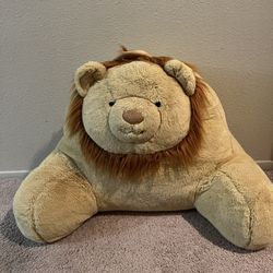 Stuffed Lion Rest Pillow 