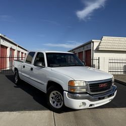 2006 GMC SIERRA TRUCK