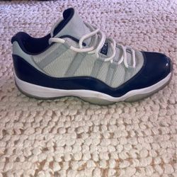 AIR JORDAN 11 RETRO LOW 'GEORGETOWN'