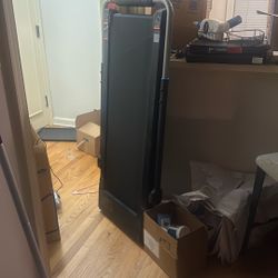 Wellfit Standing Treadmill