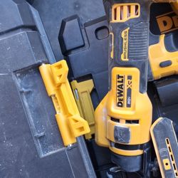 DeWalt 20V MAX XR Brushless Drywall Cut-Out Tool