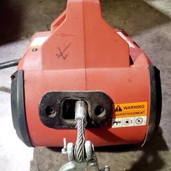 Warn PullzAll Portable Winch In Great Working Condition