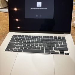 MacBook Air 15” M3 (2024) – 16GB / 512GB – Excellent Condition