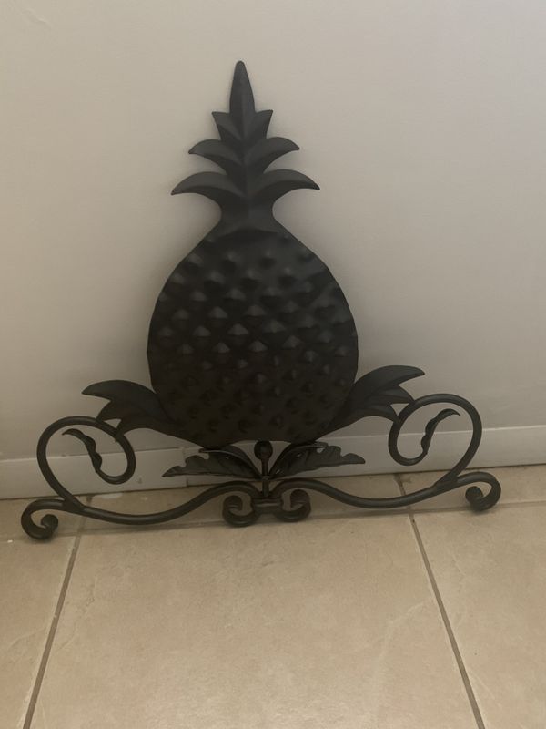 Pineapple made of wrought iron . for Sale in Port St. Lucie, FL OfferUp