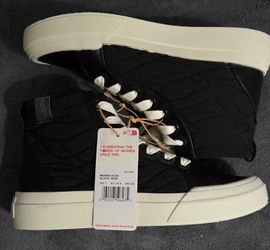 Black Roxy Sneakers New Size 7