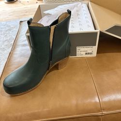 DANSKO Burnished Calf Jade Boots