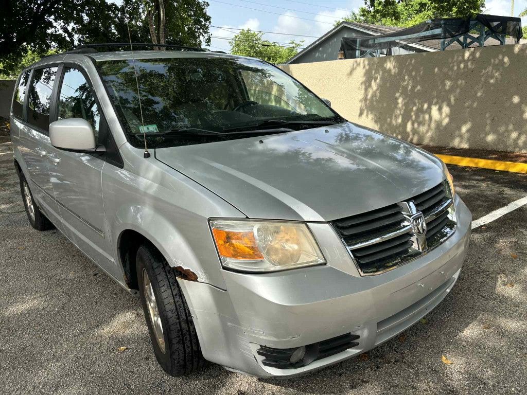 2010 MINI VAN FULL CASH PRICE